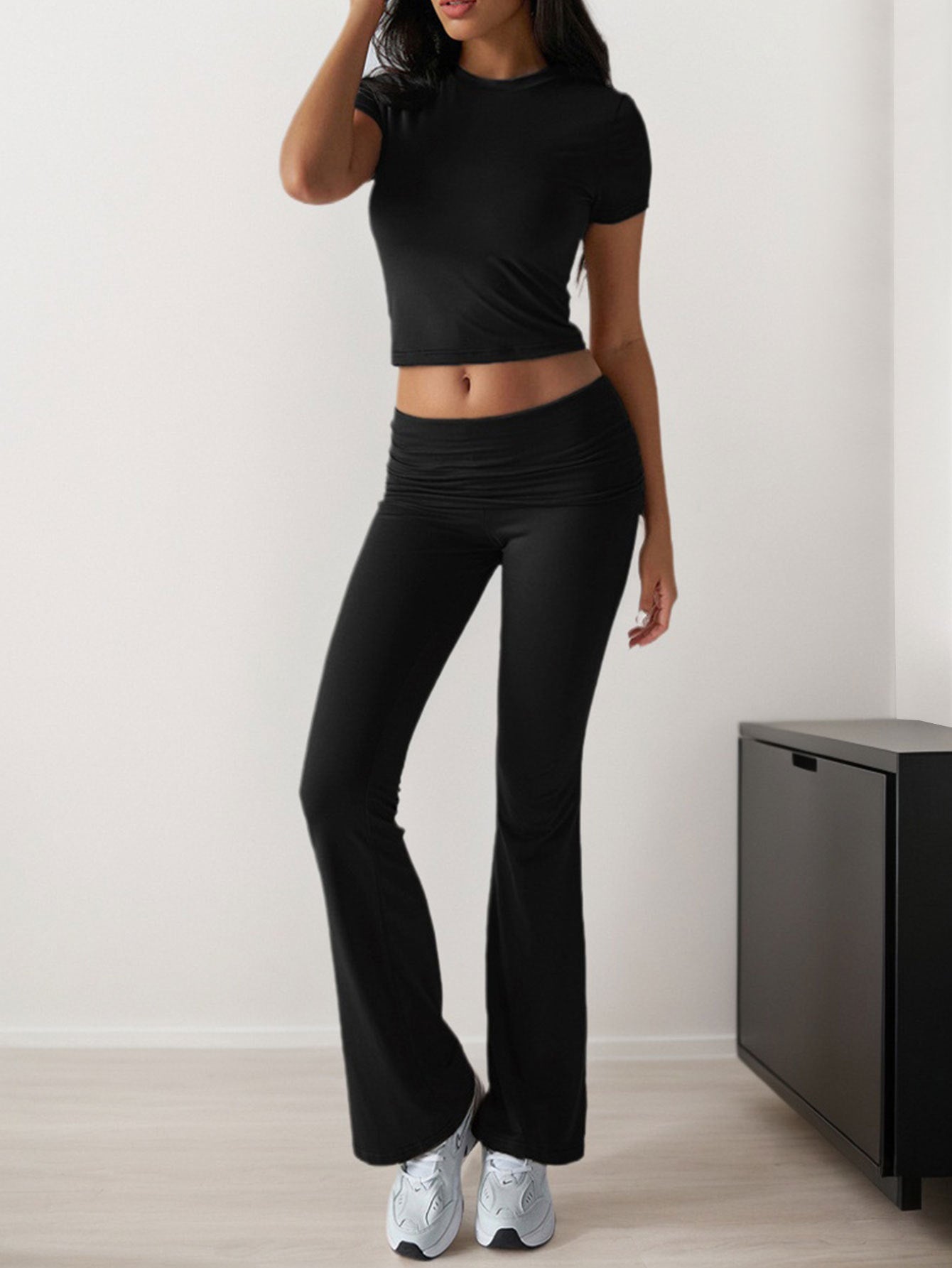 2025 Spring and Summer New Casual Fashion Suit Solid Color All-match Short Sleeve Long Pants Two-piece Set