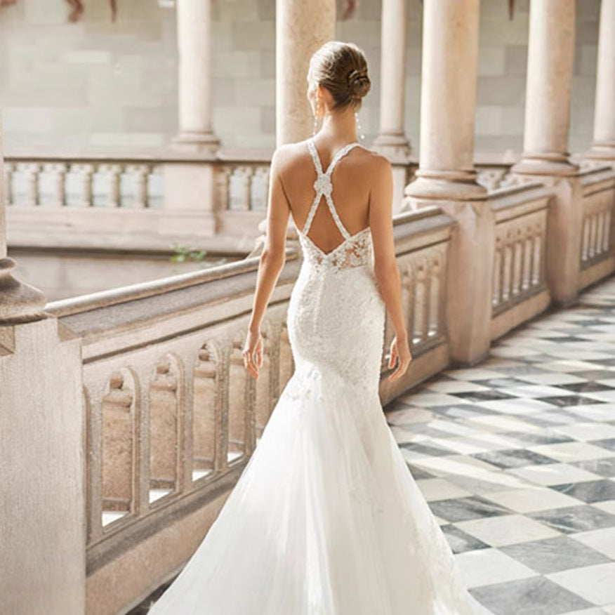 Light wedding dress French high-end lace luxury heavy fishtail wedding dress 2024 summer new bride sling slim dress
