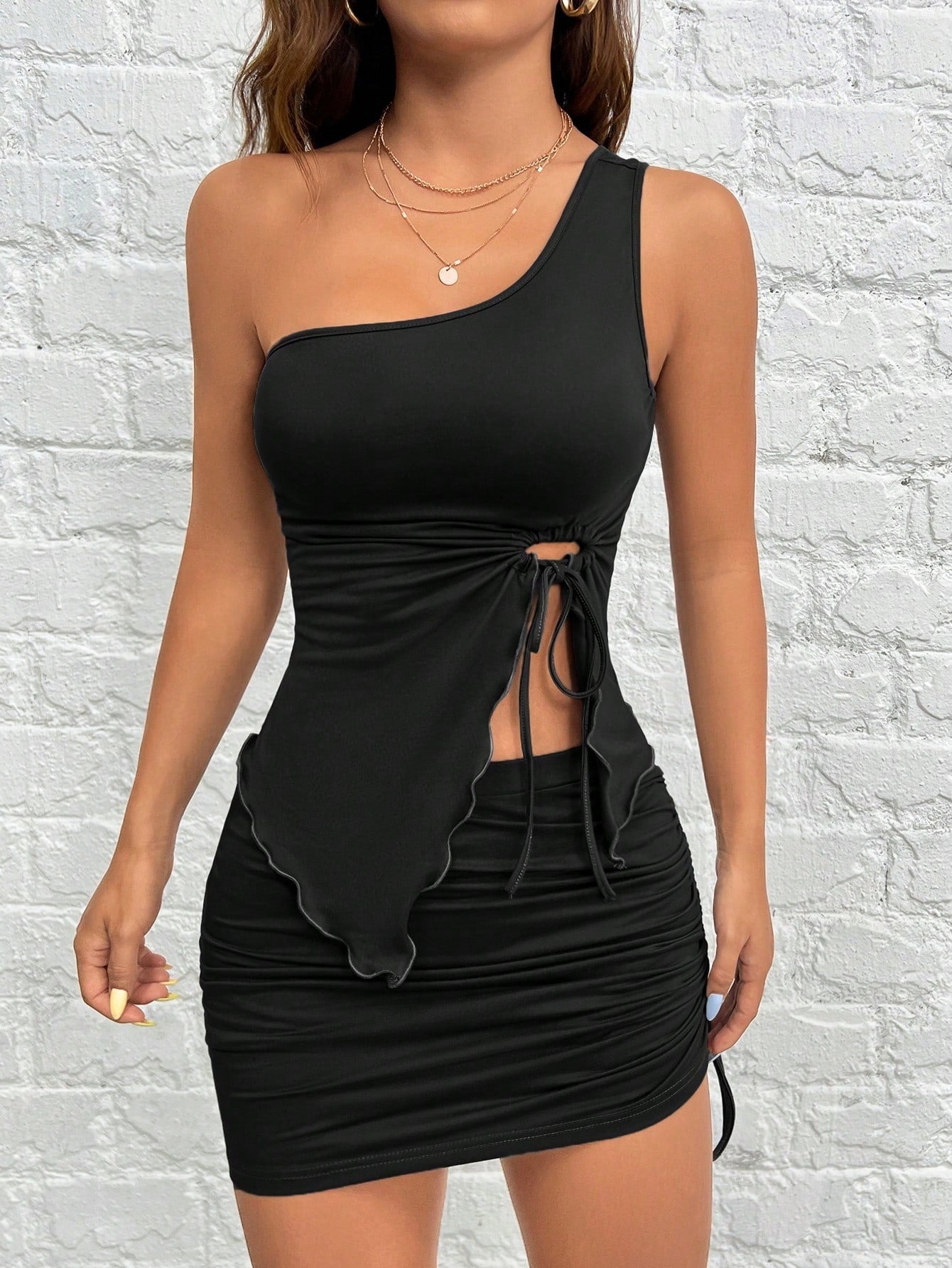 2025 European and American women's sexy one-sided suspender dress spring and summer new high waist short skirt