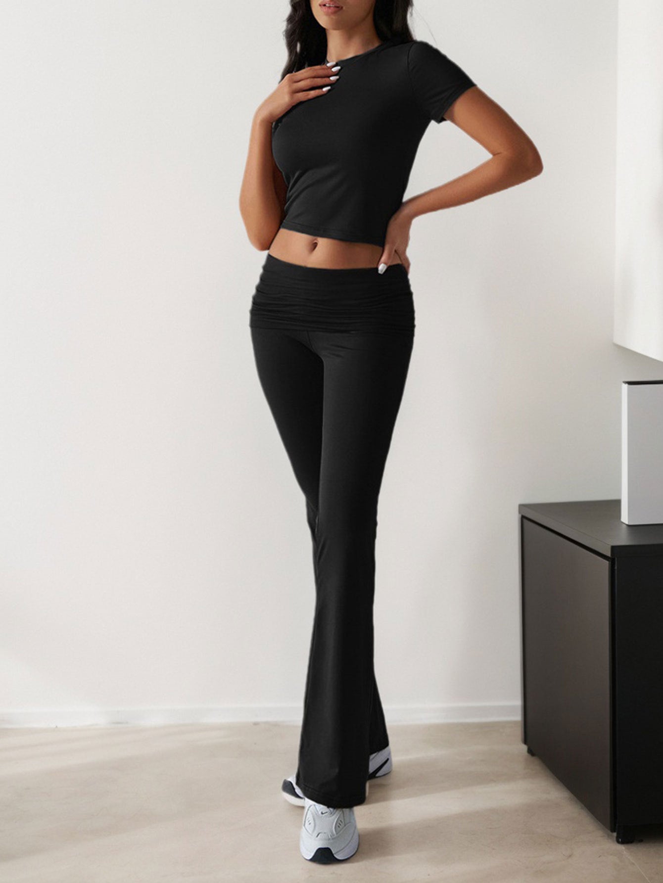 2025 Spring and Summer New Casual Fashion Suit Solid Color All-match Short Sleeve Long Pants Two-piece Set