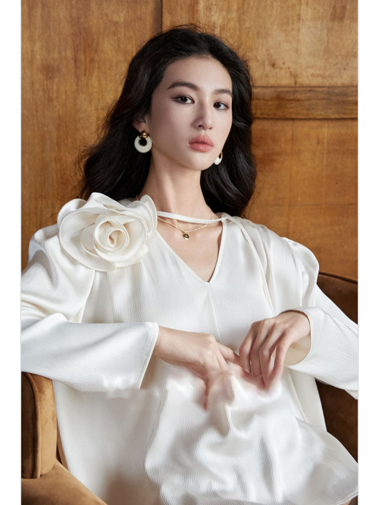 Glossy bubble texture satin removable handmade three-dimensional rose V-neck