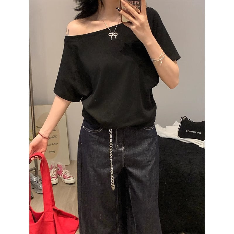 White solid color off-shoulder short-sleeved T-shirt